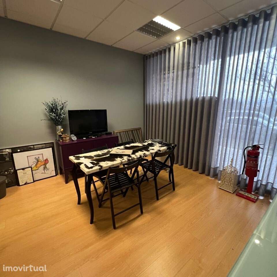 Loja para vender em São João da Madeira - Grande imagem: 2/12