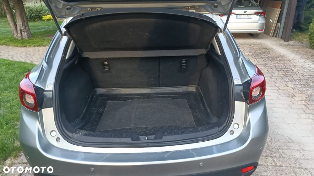Mazda 3 - 6