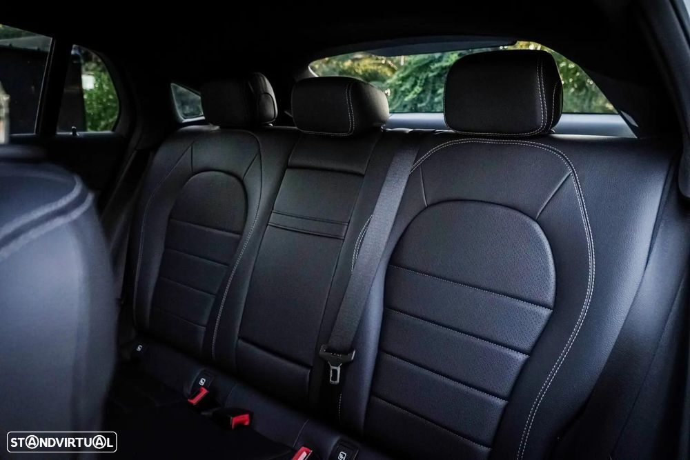 Mercedes-Benz GLC 300 de Coupe 4Matic 9G-TRONIC AMG Line - 58