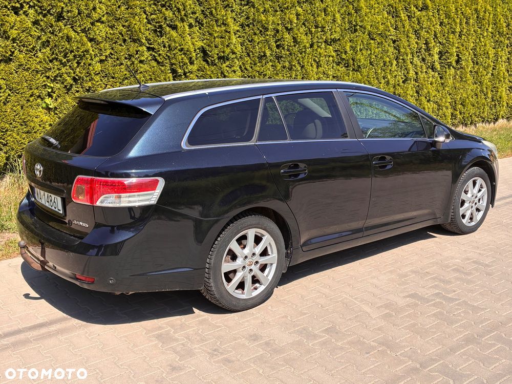 Toyota Avensis 2.0 Multidrive S Executive - 7