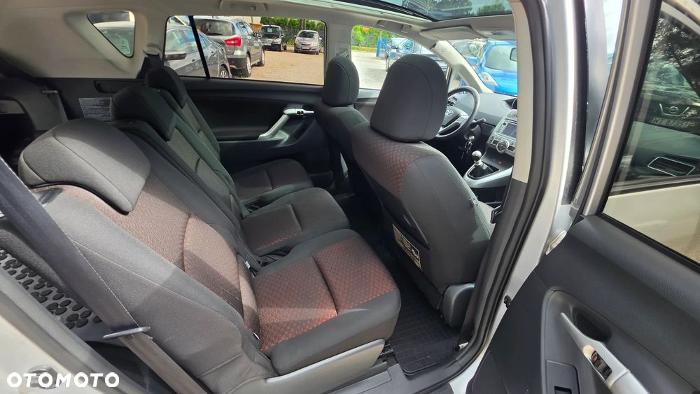 Toyota Verso 2.0 D-4D Premium 7os - 8