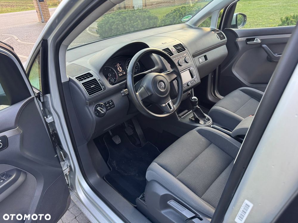 Volkswagen Touran 1.6 TDI DPF Trendline - 17