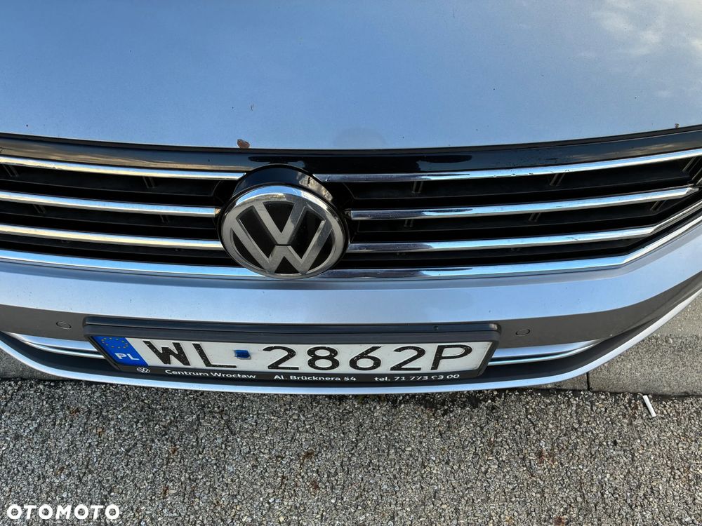 Volkswagen Passat 2.0 TSI Business DSG - 17