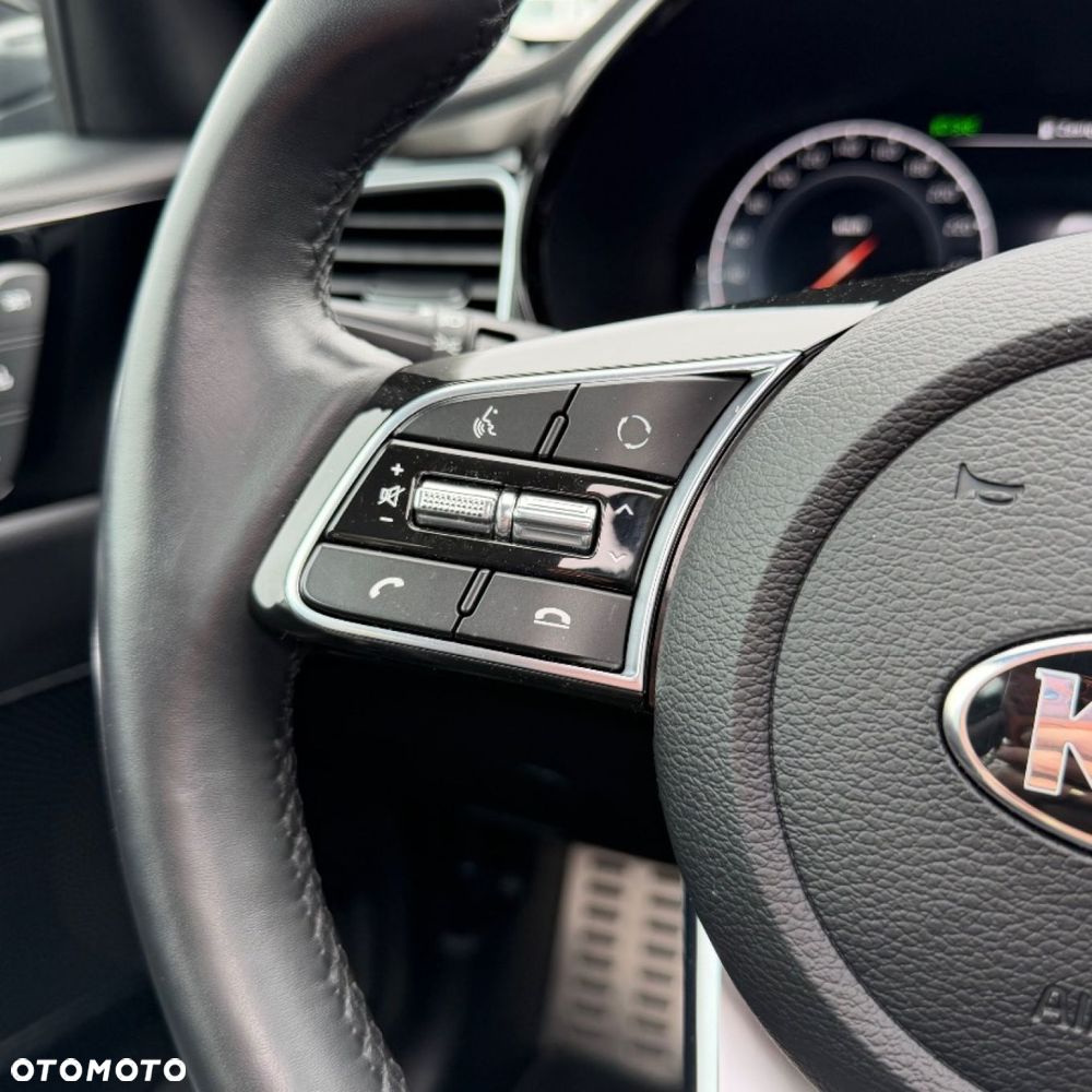 Kia XCeed - 24
