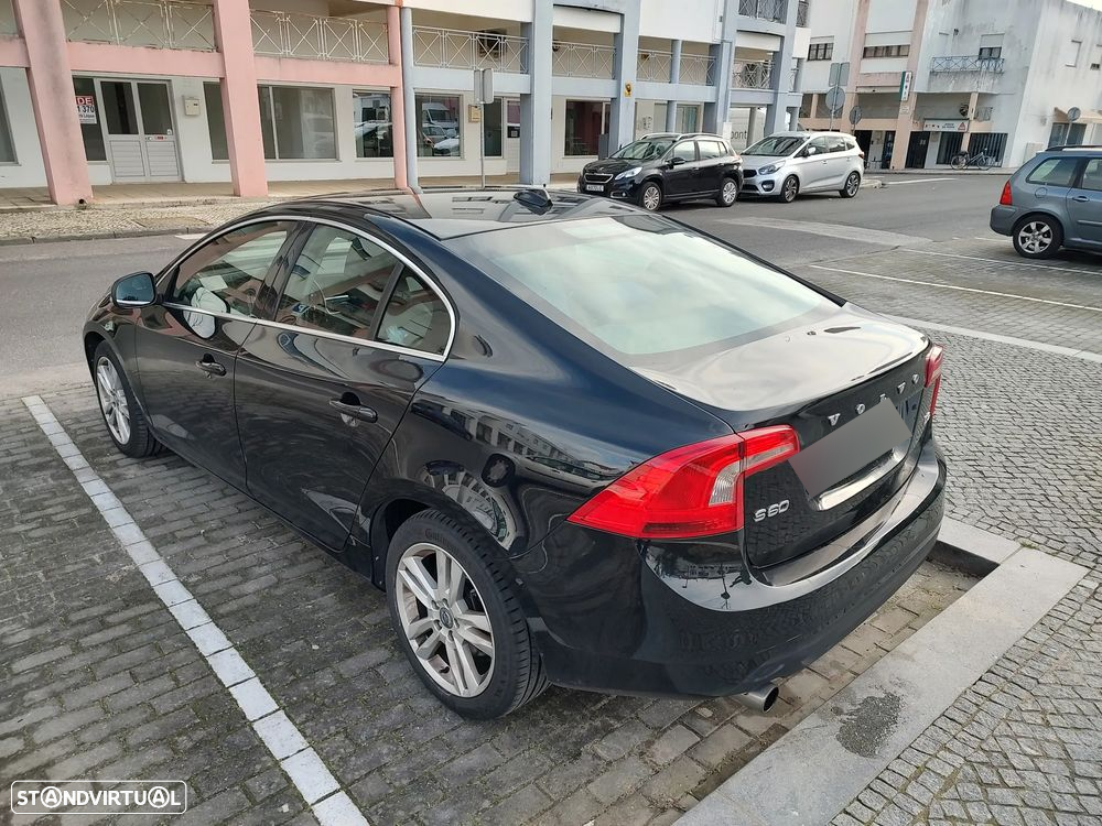 Volvo S60 2.0 D3 Momentum - 5
