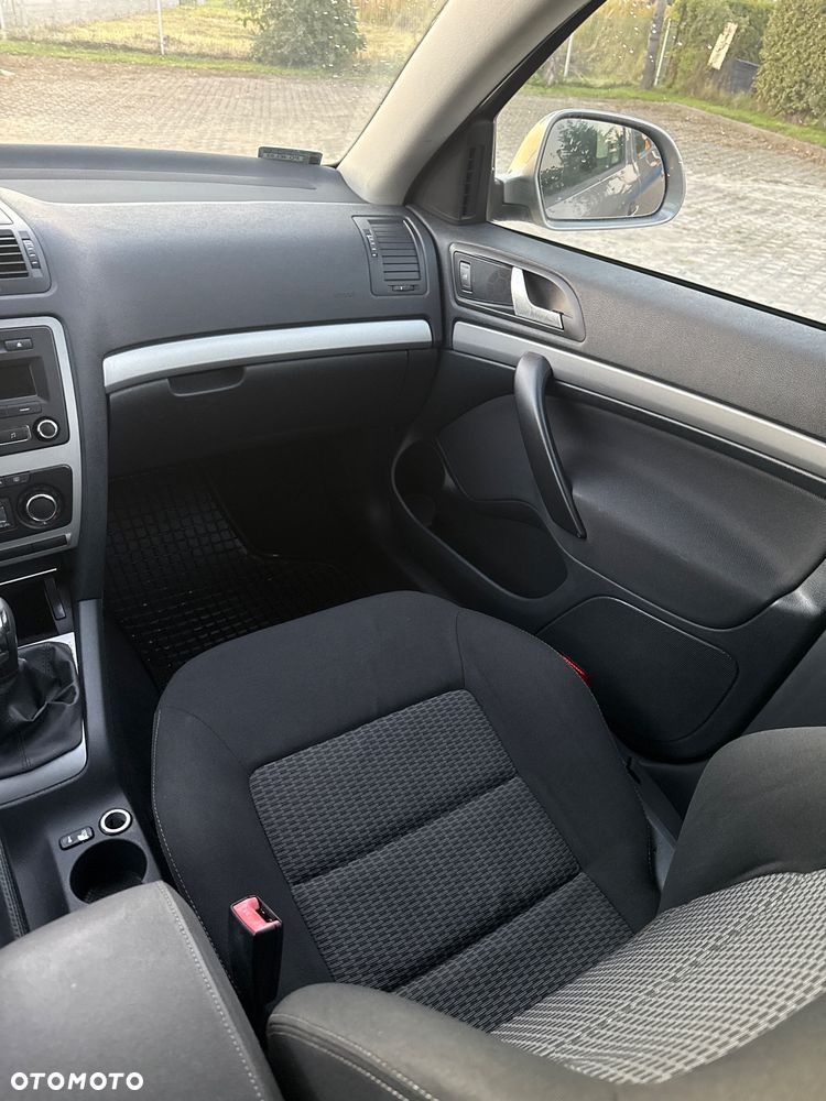 Skoda Octavia 1.8 TSI Elegance - 24