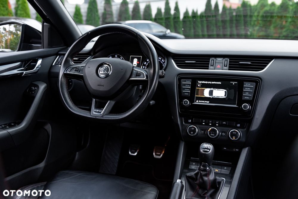 Skoda Octavia 2.0 TSI RS 230 - 29