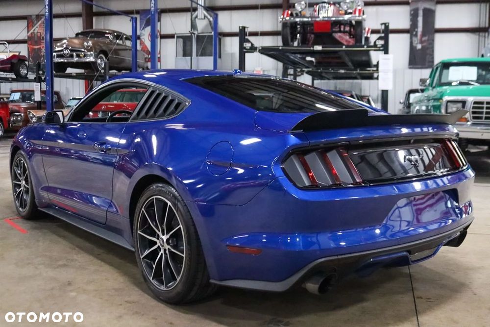 Ford Mustang 2.3 Eco Boost - 7