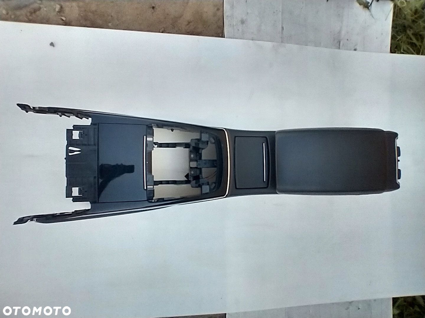 AUDI A6 C7 4G TUNEL ŚRODKOWY PODŁOKIETNIK DEKOR KRATKA NAWIEWU TYŁ SCHOWEK - 1