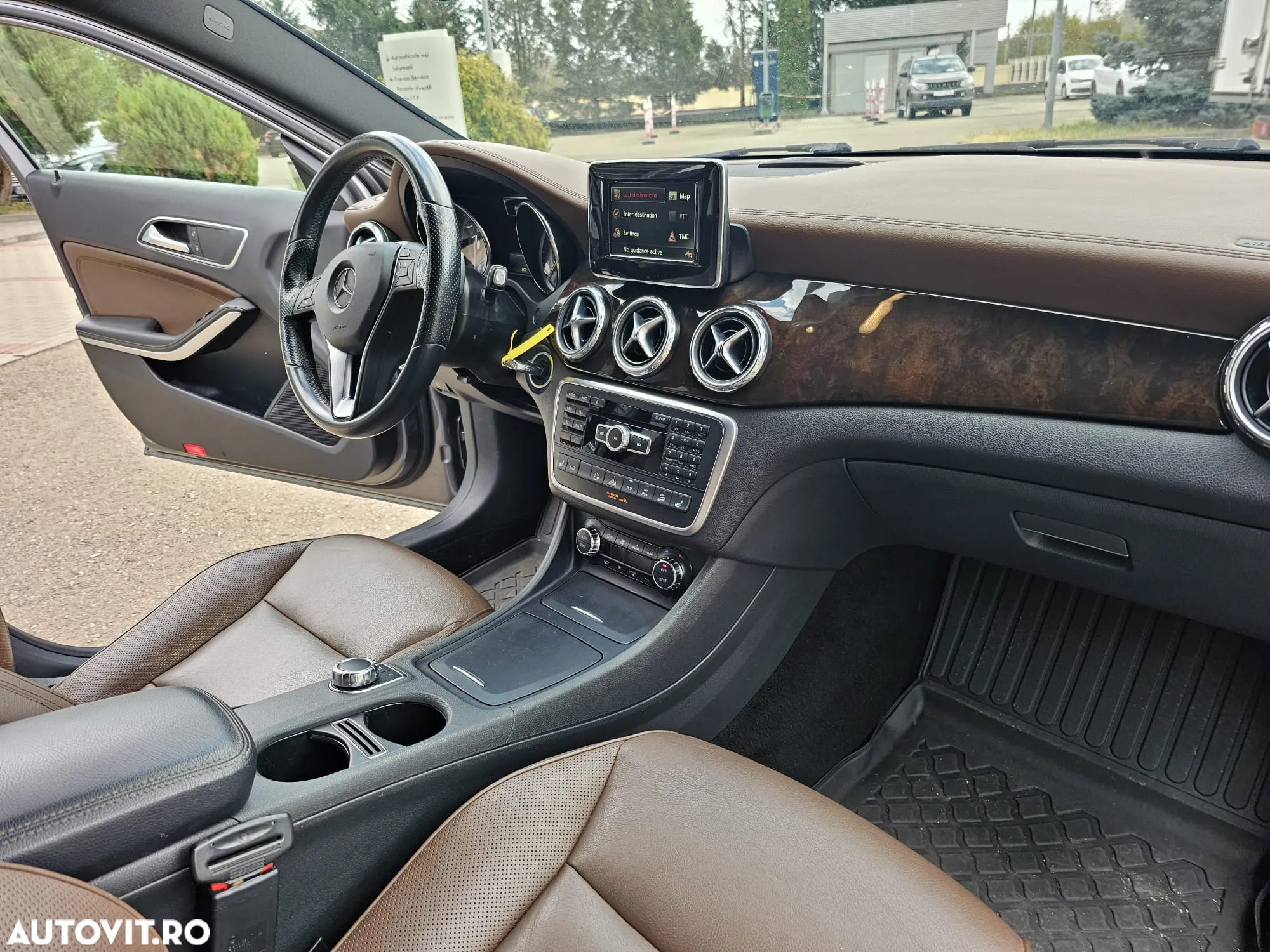 Mercedes-Benz GLA 220 CDI 4MATIC Aut. - 12