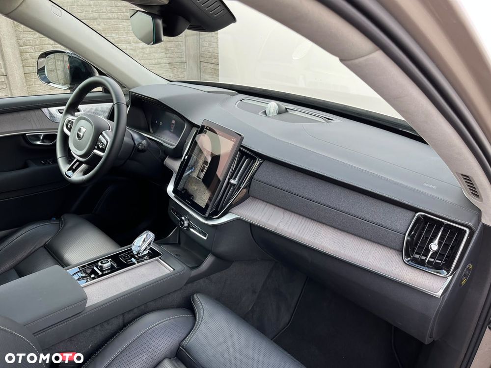 Volvo XC 90 - 18