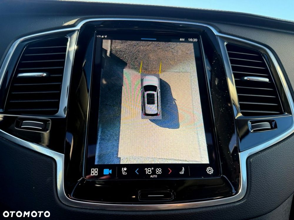 Volvo XC 90 - 26