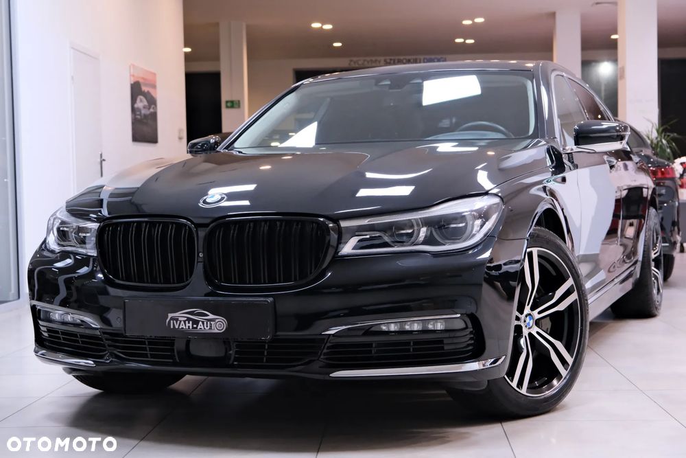 BMW Seria 7 750Li xDrive - 17