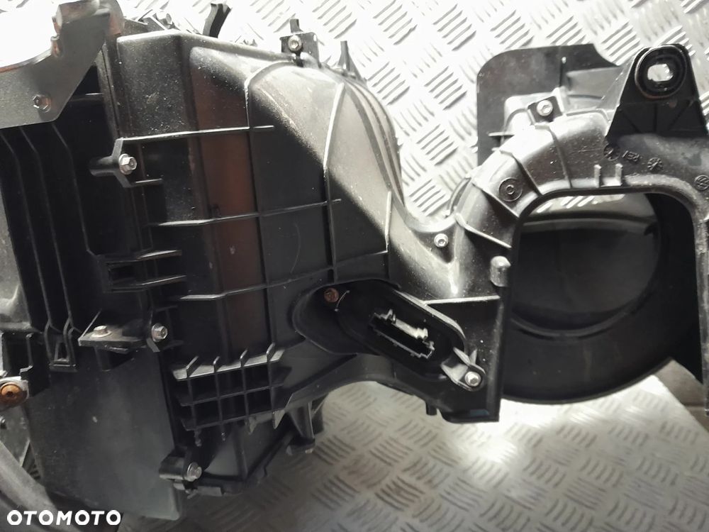 VOLKSWAGEN TRANSPORTER T5  NAGRZEWNICA 7H1819095 - 5