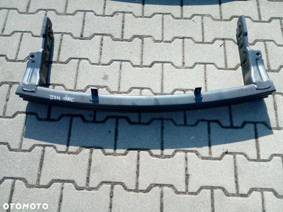 Jeep Gran Cherokee Wk2 BELKA ZDERZAKA tyl - 1