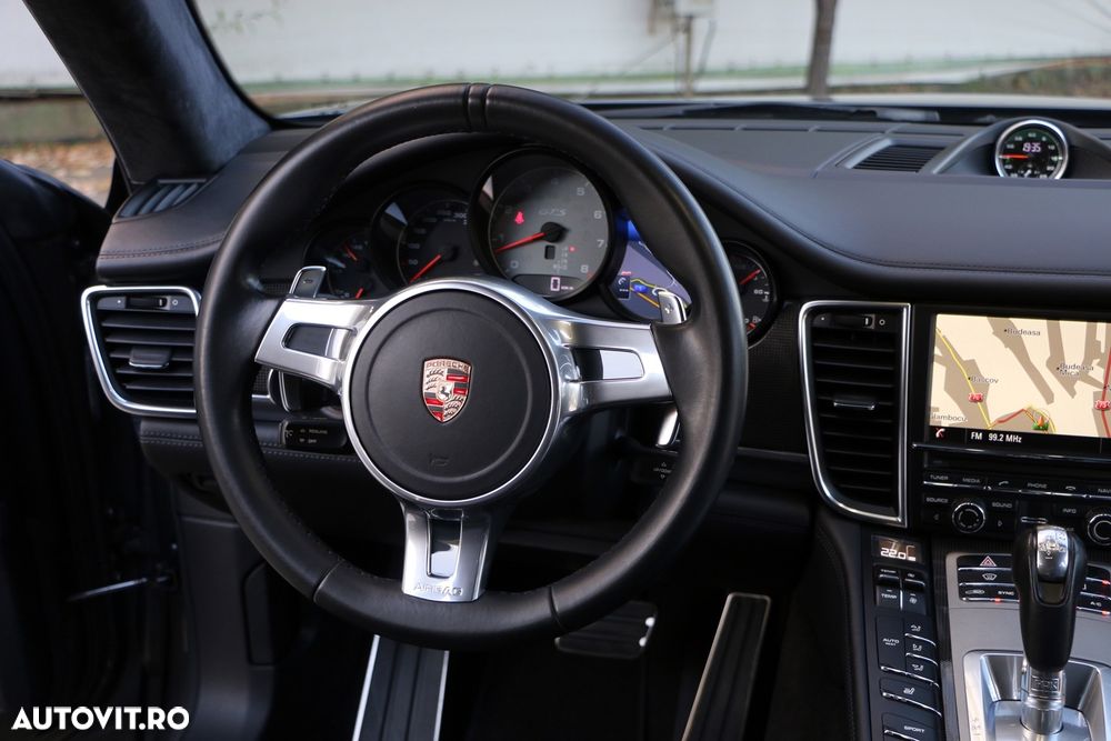 Porsche Panamera 4.8 PDK GTS - 20