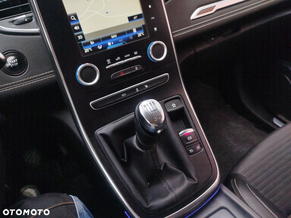 Renault Scenic ENERGY TCe 130 S&S Paris - 19