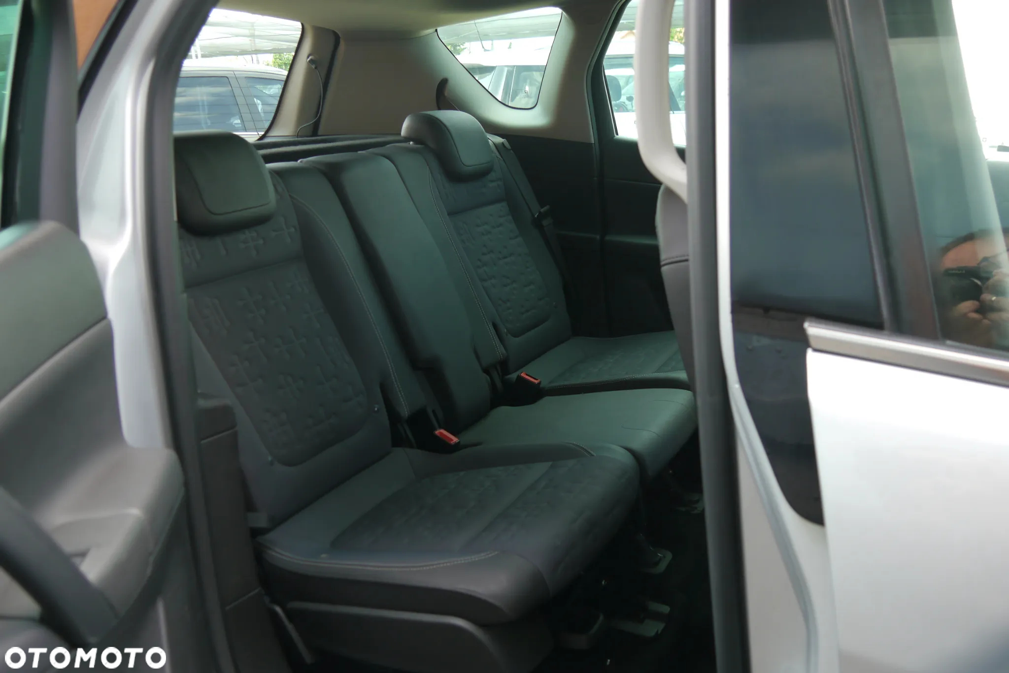 Opel Meriva 1.4 T Essentia S&S - 18