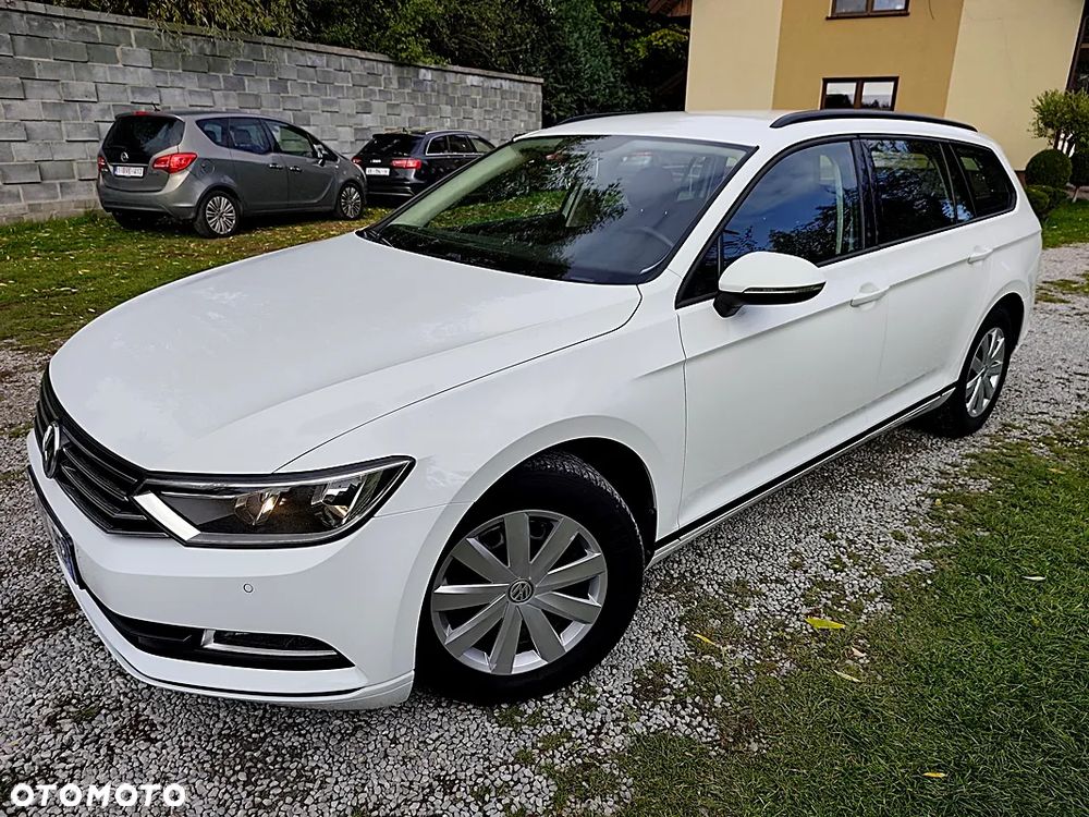 Volkswagen Passat Variant 1.6 TDI (BlueMotion Technology) Comfortline - 16