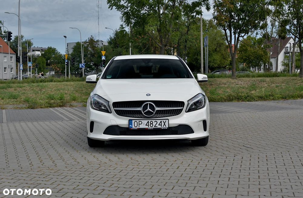 Mercedes-Benz Klasa A 180 (BlueEFFICIENCY) Urban - 11