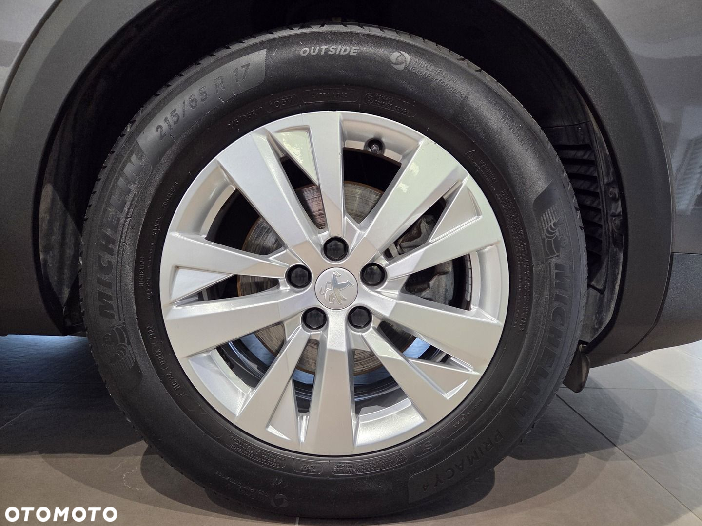 Peugeot 3008 1.2 PureTech Active Pack S&S EAT8 - 31