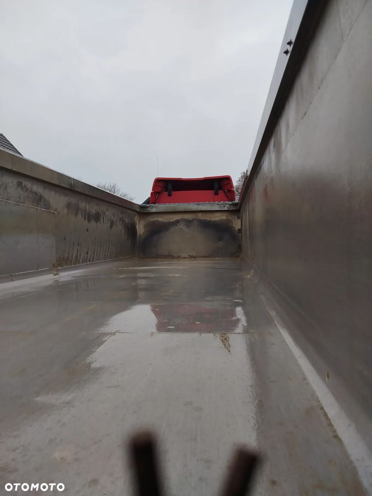 Schmitz Cargobull SKI 24 - 4