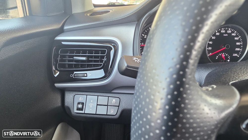 Kia Stonic 1.0 T-GDI 120 Spirit - 25