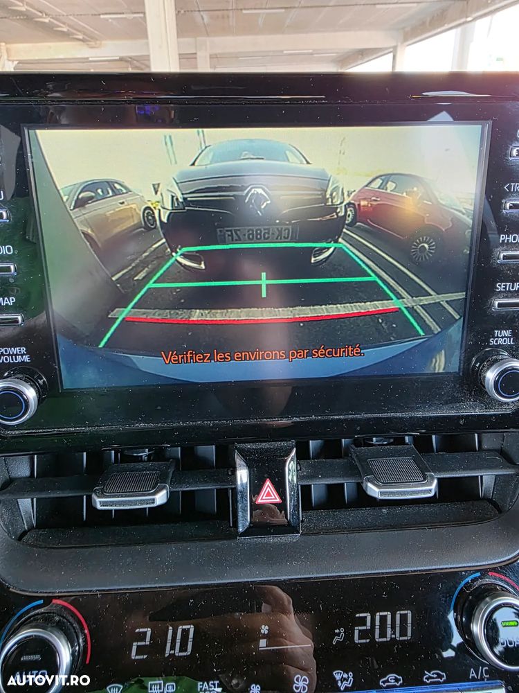 Toyota Corolla 1.8 Business Edition - 16