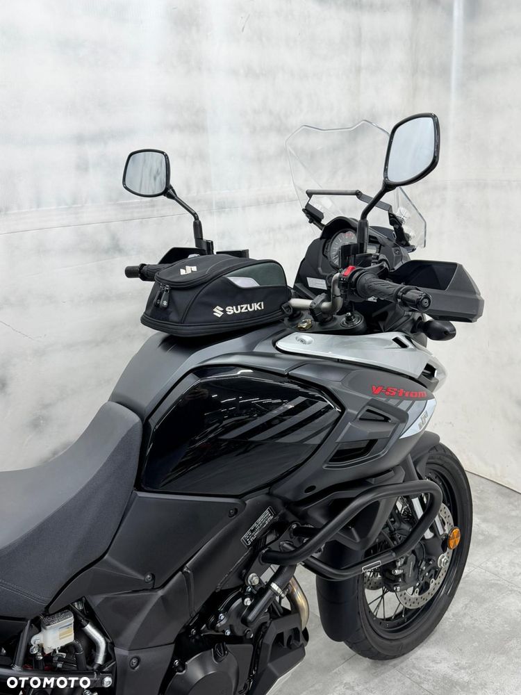 Suzuki V-STROM - 26