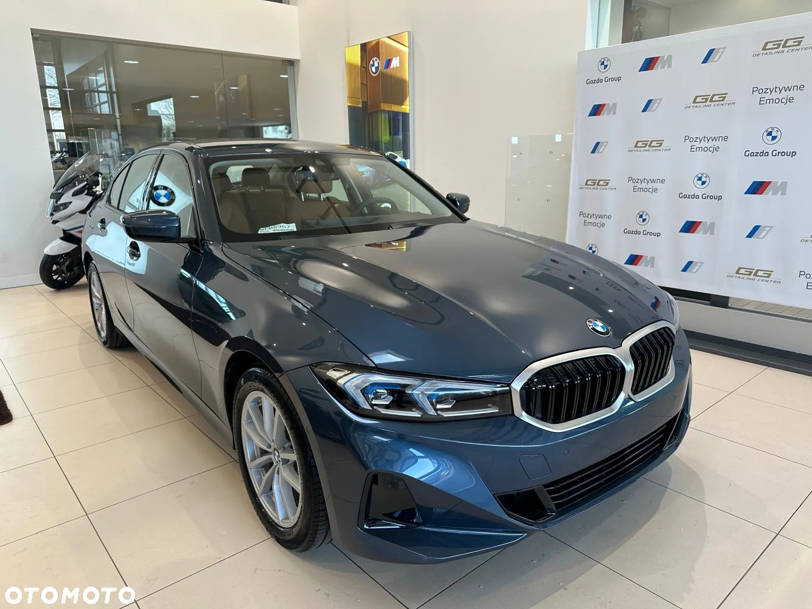 BMW Seria 3 318i M Sport - 5