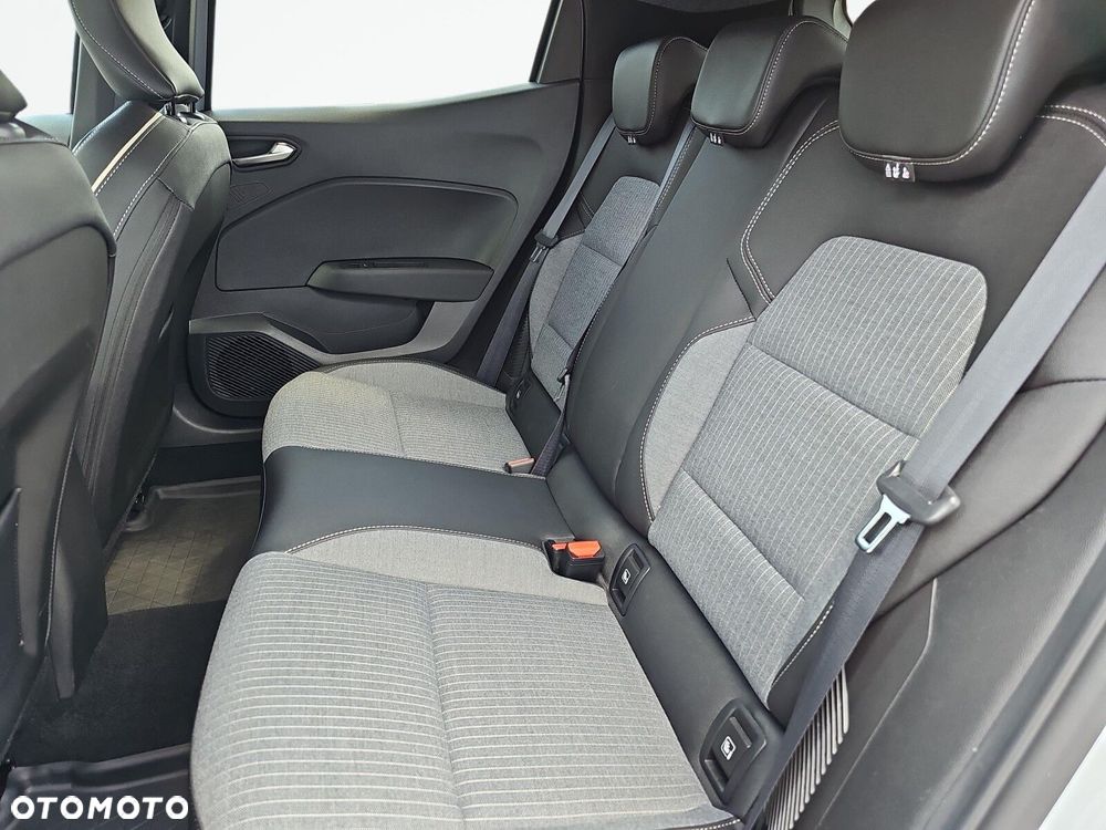 Renault Clio 1.6 E-TECH Full Hybrid 145 Techno - 13