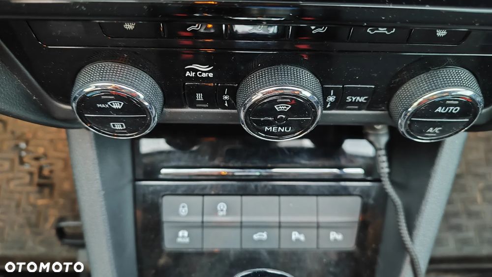 Skoda Octavia 2.0 TDI DSG Premium Edition - 18