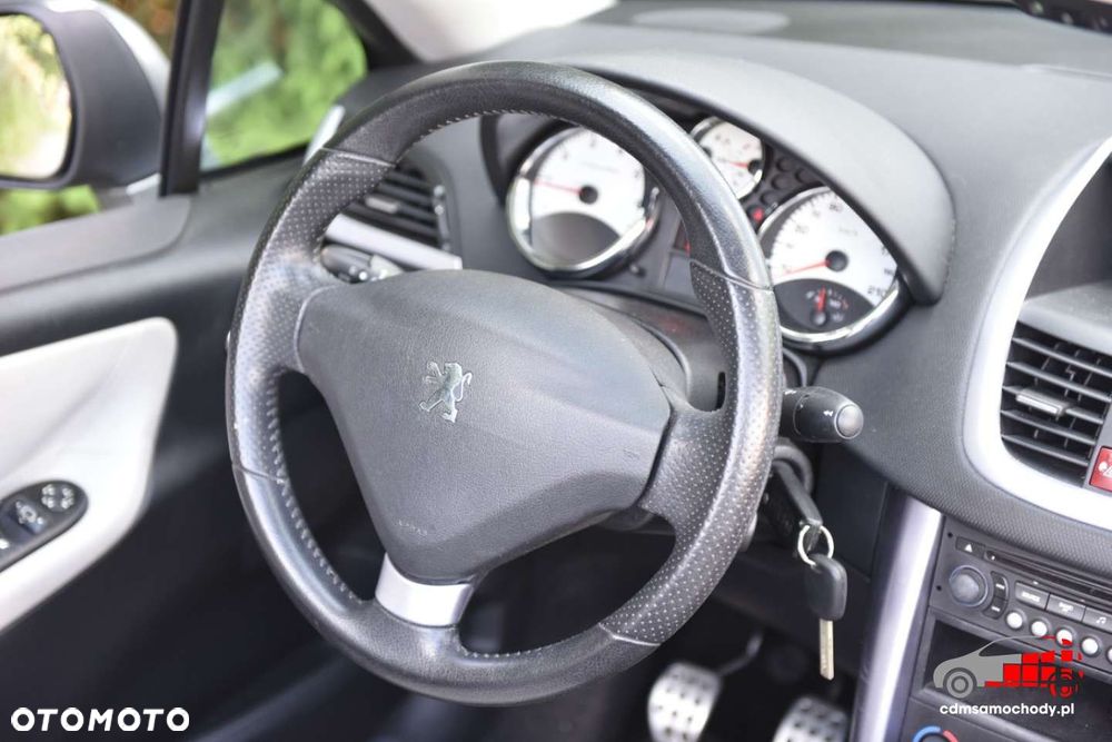 Peugeot 207 CC - 23