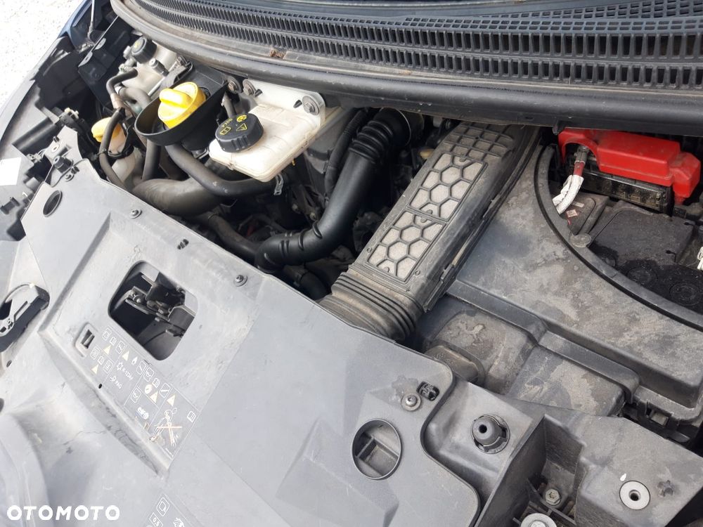 Renault Scenic 1.5 dCi Energy Life EU6 - 21