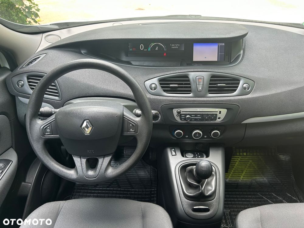 Renault Scenic 1.6 16V 110 TomTom Edition - 17