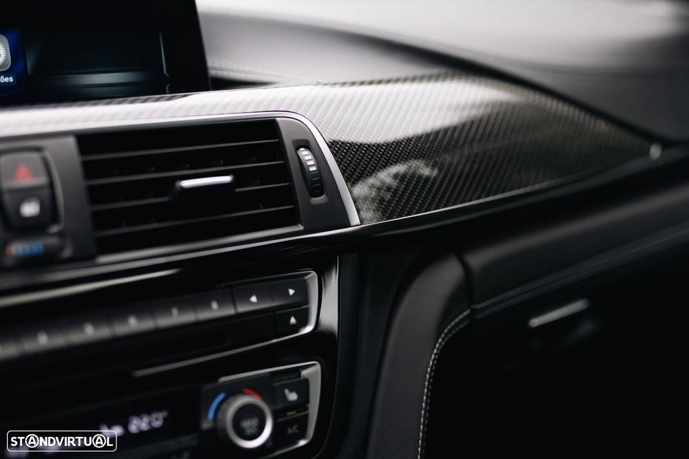 BMW M4 Auto - 52