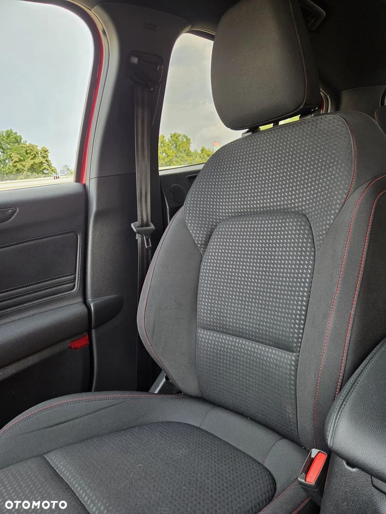 Ford Focus 1.5 EcoBlue Start-Stopp-System ST-LINE - 33