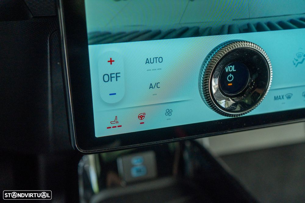 Ford Mustang Mach-E Standard - 12