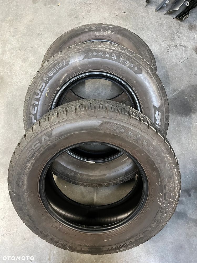 3xOpony 215/70R16 100H Lassa Competus Winter 2 M+S - 1