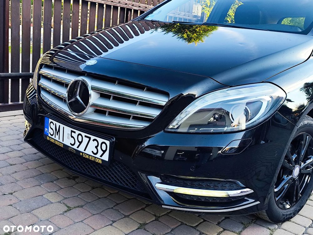 Mercedes-Benz Klasa B 180 Urban - 23