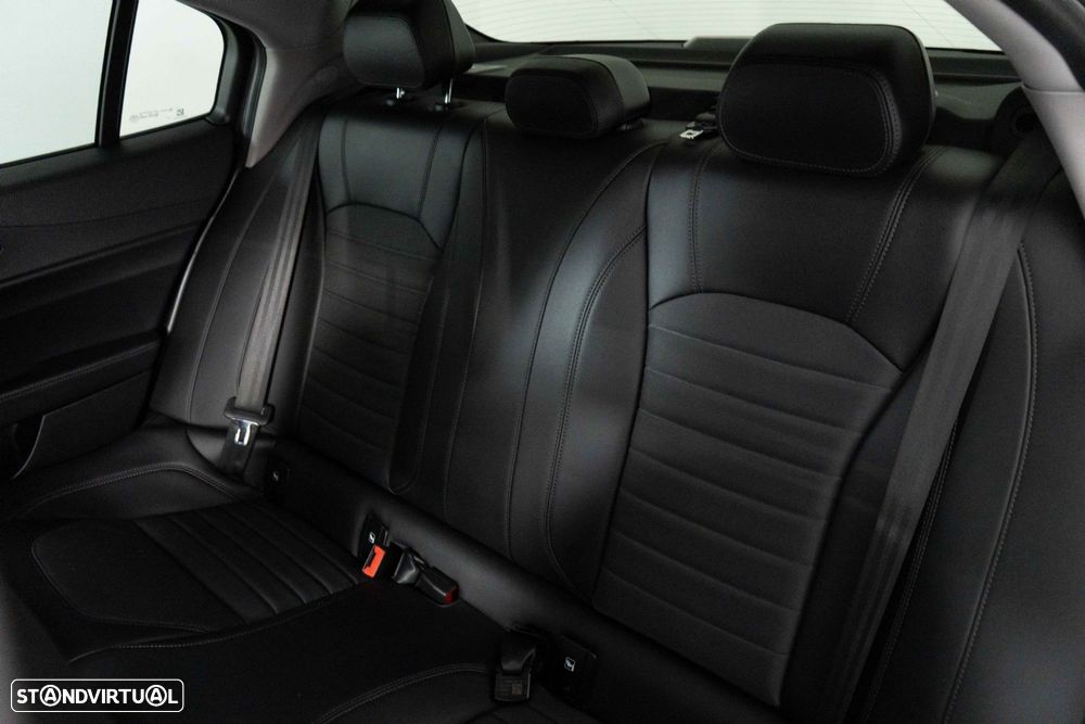 Alfa Romeo Giulia 2.2 D Super AT8 - 11