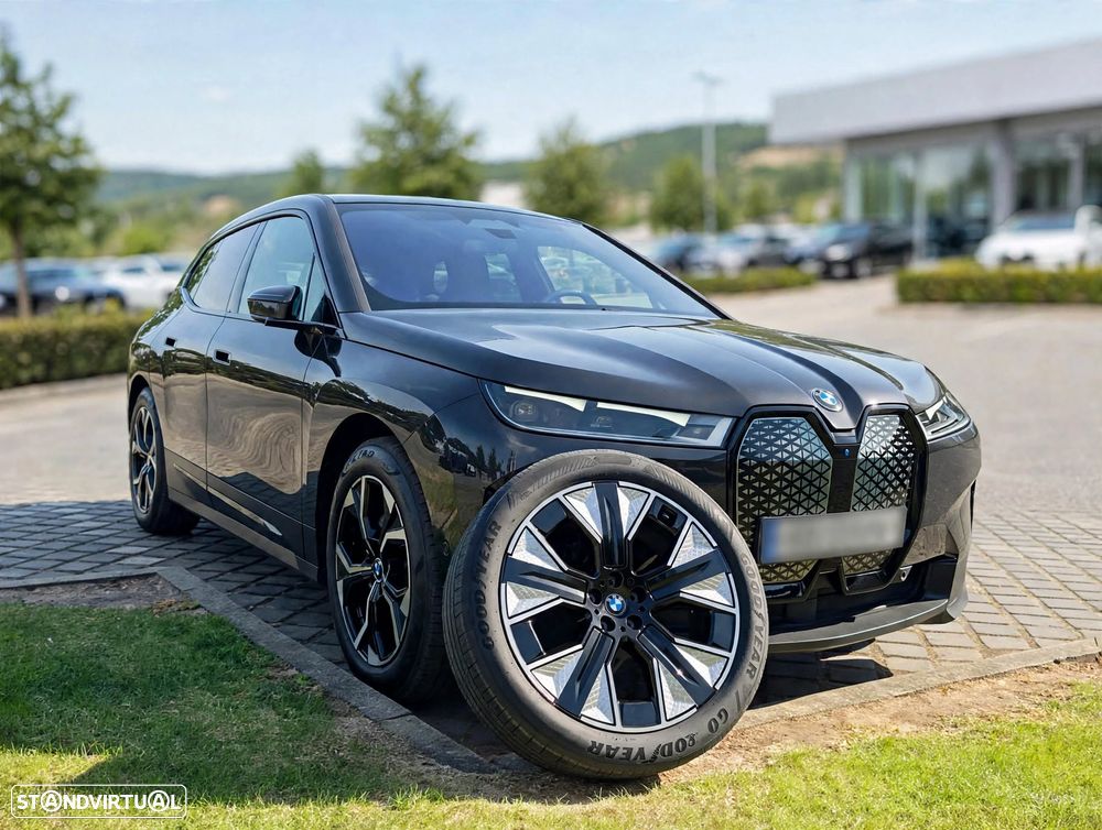 BMW Ix
