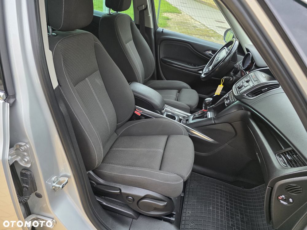 Opel Zafira - 16