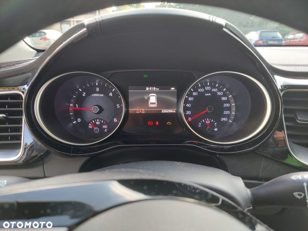 Kia Ceed - 13