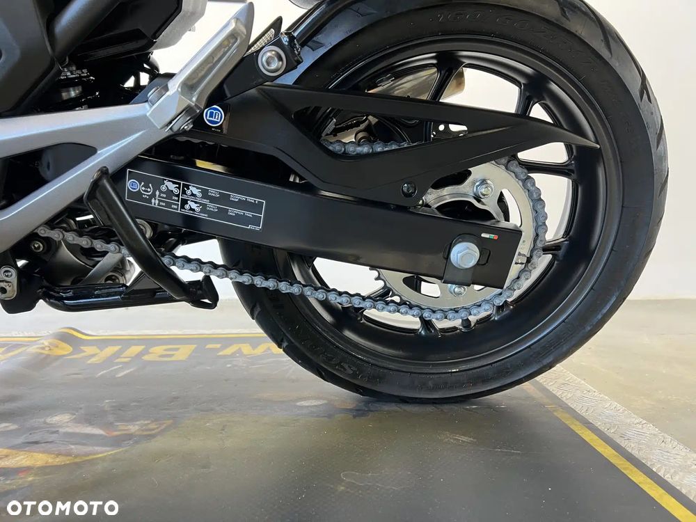 Honda NC - 16