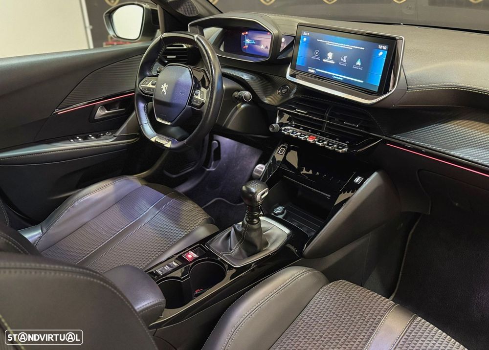 Peugeot 208 1.2 PureTech GT Line - 13