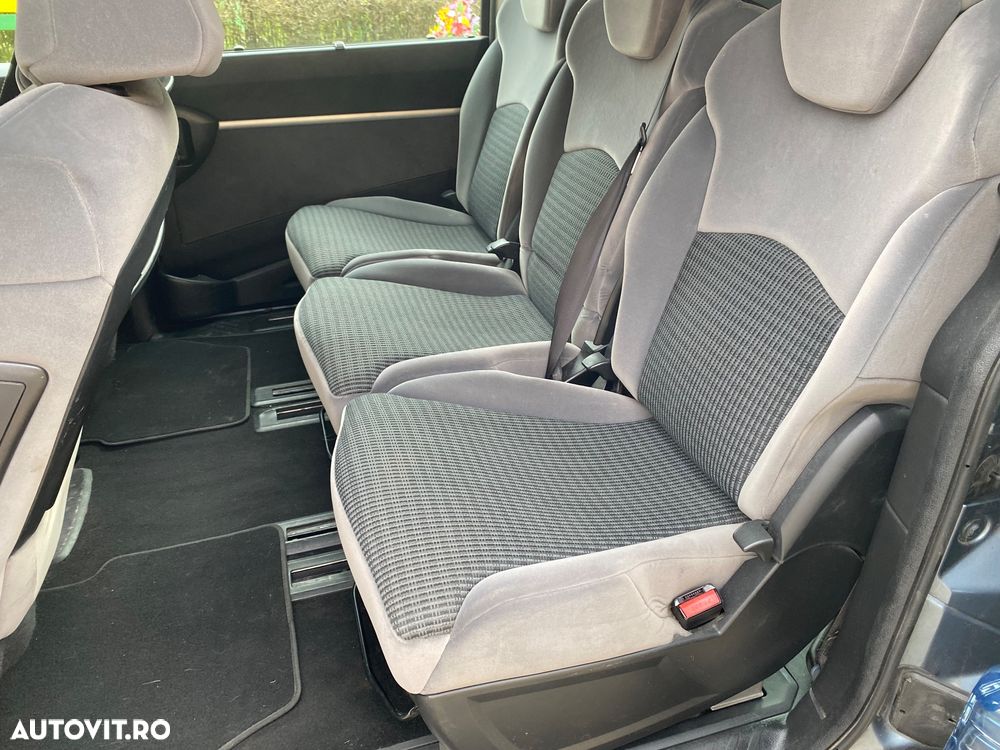 Citroën C8 2.0 HDi Exclusive - 9