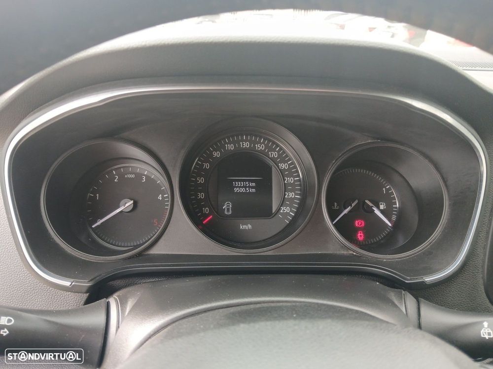 Renault Mégane 1.5 Blue dCi Limited - 20