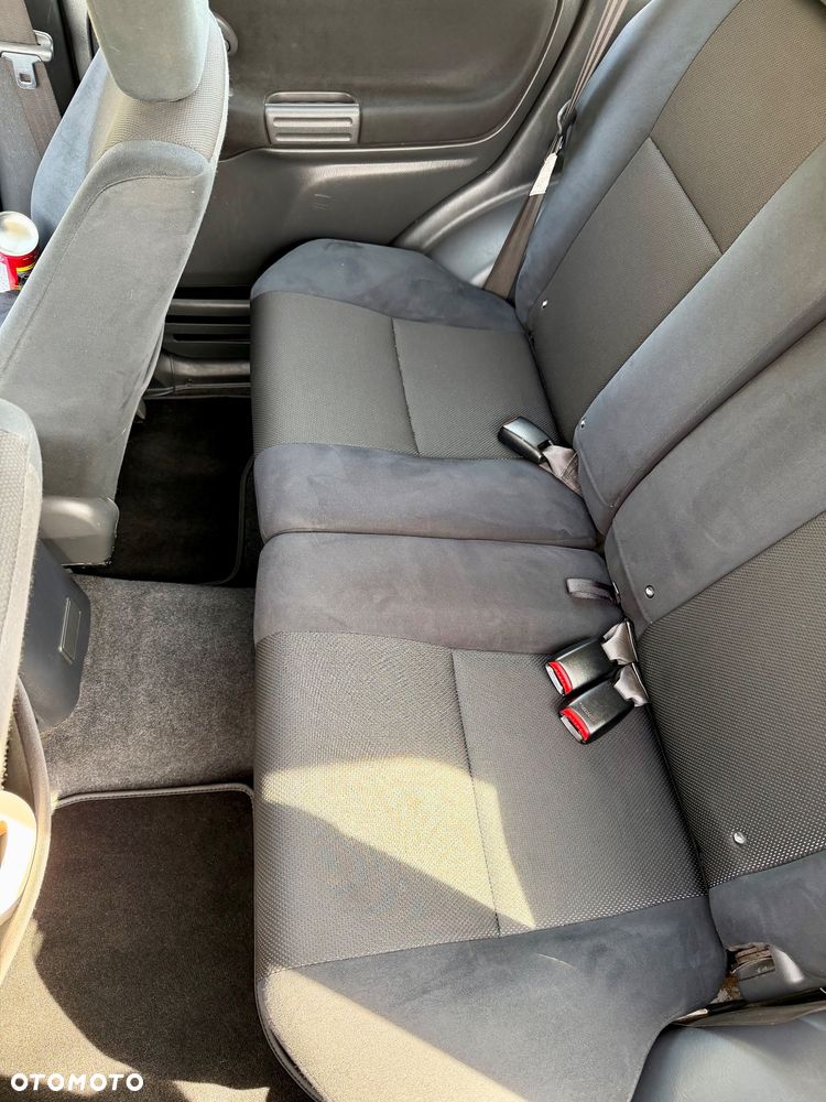 Suzuki Grand Vitara 2.0 - 6