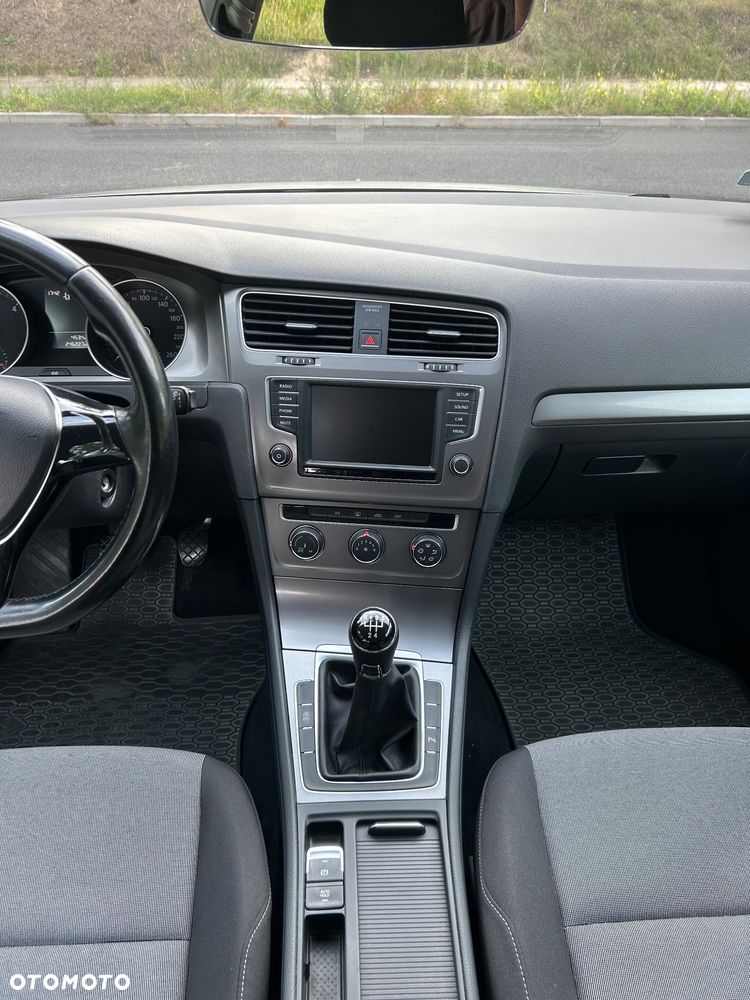Volkswagen Golf 1.6 TDI BlueMotion Trendline - 11